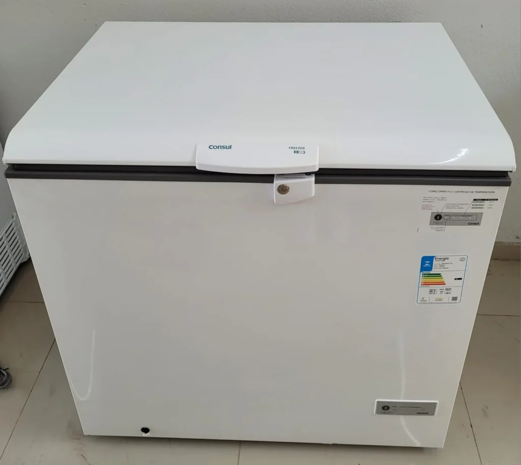 ✅Não deixe seu freezer te deixar na mão! Entre em contato com a O7 Assistência Técnica e solicite um orçamento sem compromisso. Nossos especialistas estão prontos para te ajudar a resolver qualquer problema com seu freezer de forma rápida e eficiente. Ligue agora para (11) 93070-8703 ou acesse nosso site e solicite um orçamento.